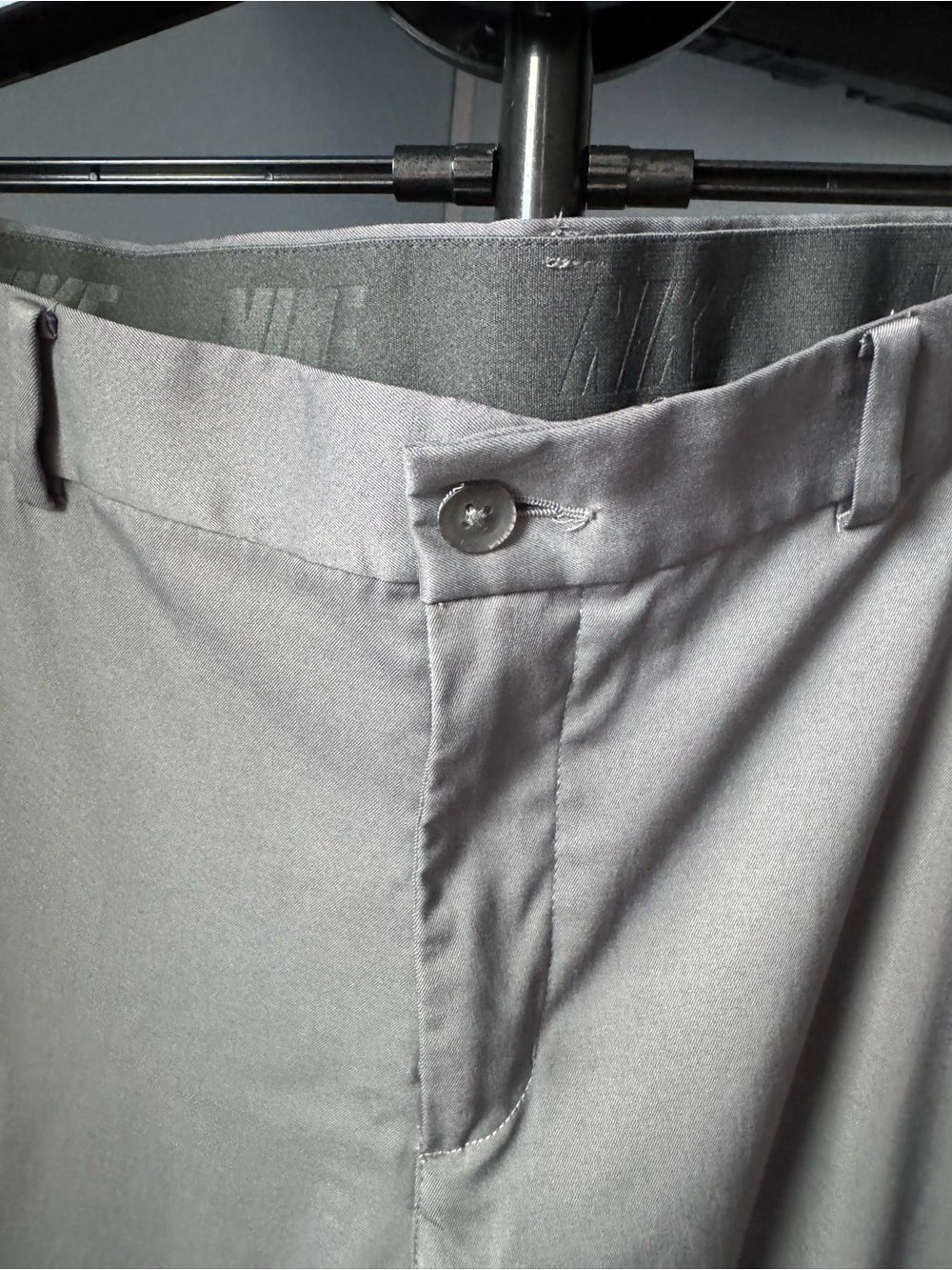Nike Men's Light Gray Flat Front Shorts